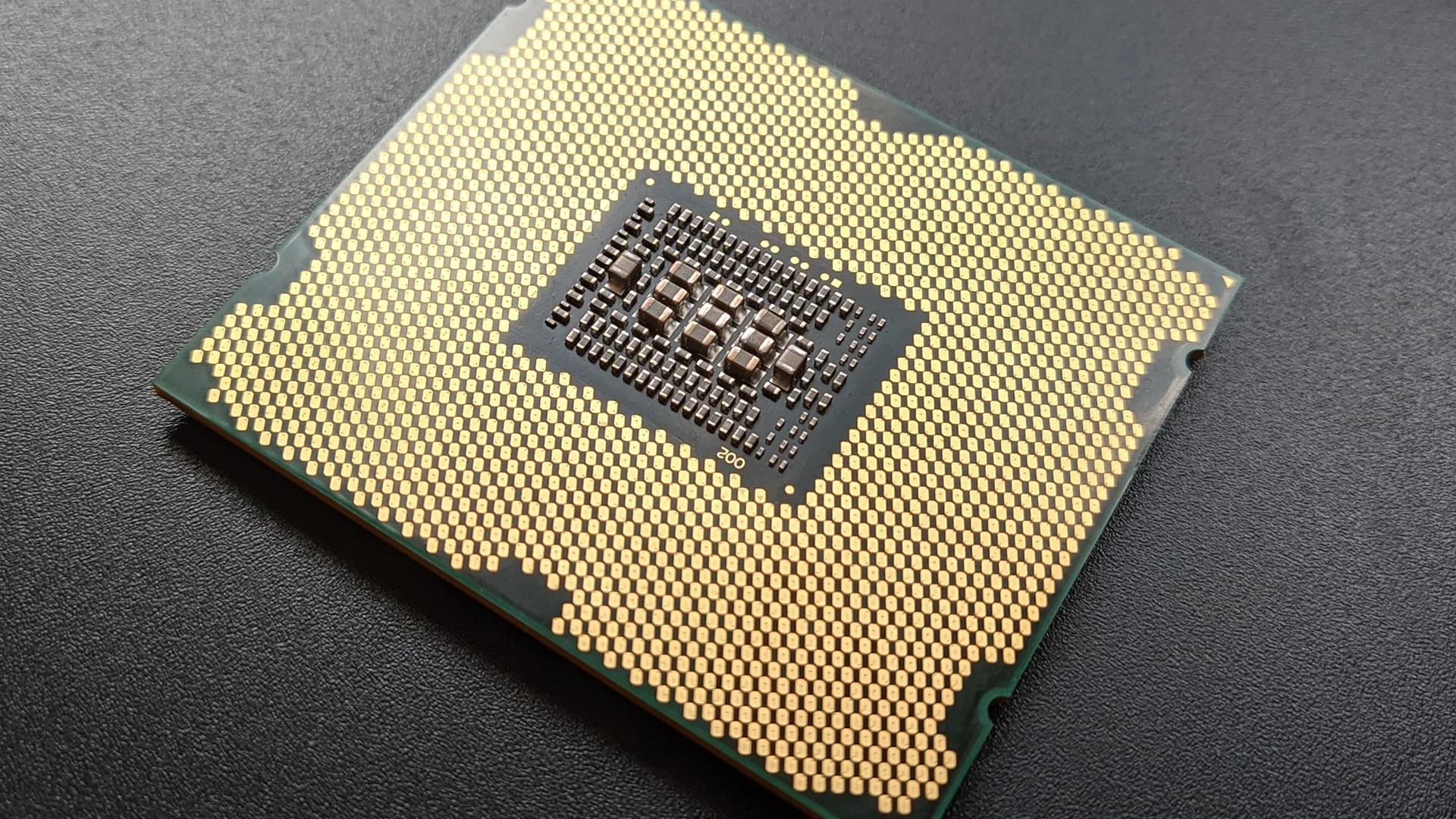 Тестування Xeon E5-2690: найпотужніший Sandy Bridge в актуальних іграх та програмах